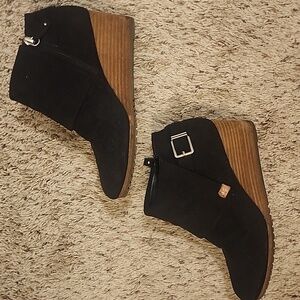 Dr. Scholl's Black Ankle Booties with Brown Wedge
